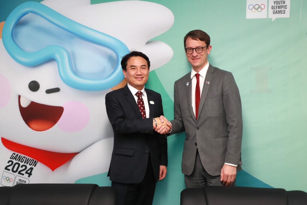 [사진] 김진태 강원도지사와 만나는 필립 베르투 프랑스대사